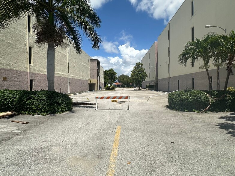 More Photos Of ,  Office For Sale