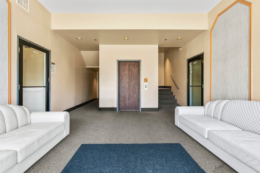 More Photos Of 930 W Foothill Blvd, Upland Medical For Lease