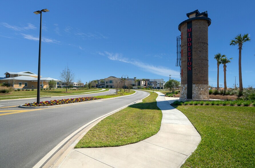More Photos Of Corner Hwy 301 and Hwy 470 (Central Parkway), Sumterville Land For Sale