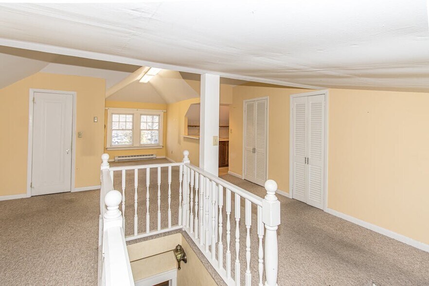 More Photos Of 114 S Euclid Ave, Westfield Office For Sale