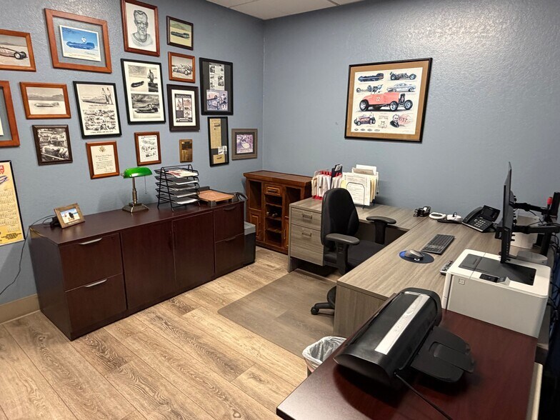 More Photos Of 26911 Vista Terr., Lake Forest Service For Sale