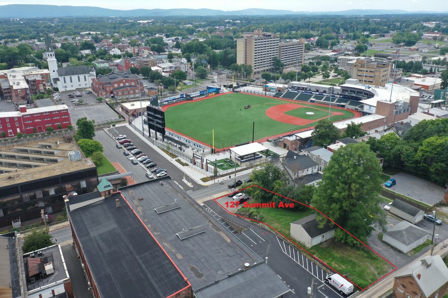 Primary Photo Of 127 Summit ave, Hagerstown Land For Sale