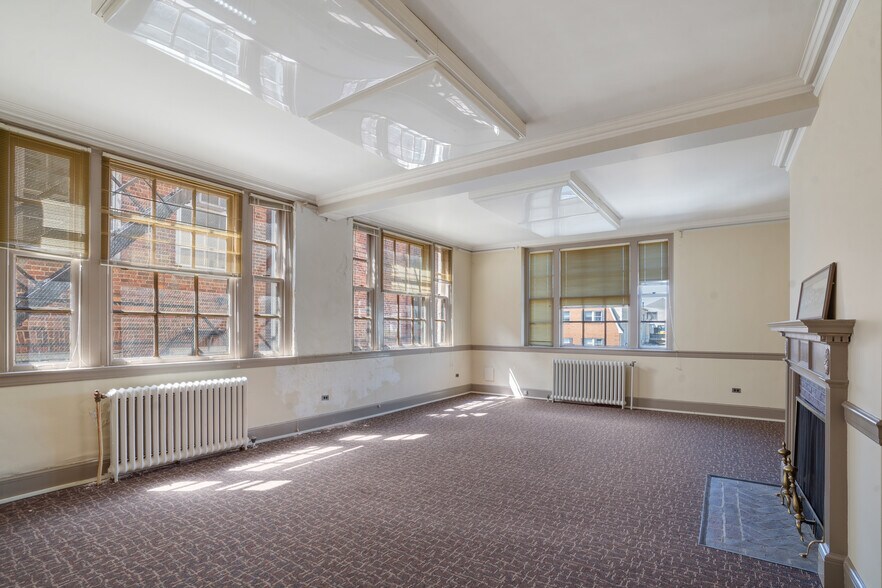 More Photos Of 369 Main St, Wakefield Bank For Sale