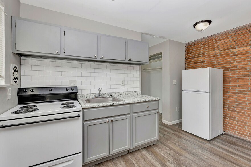 More Photos Of 1005-1007 Dana Ave, Cincinnati Apartments For Sale