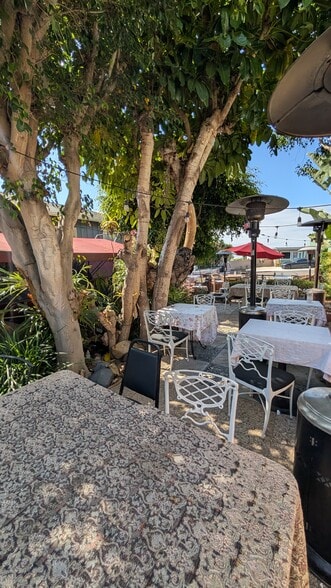 More Photos Of 2794 S Coast Hwy, Laguna Beach Restaurant For Lease