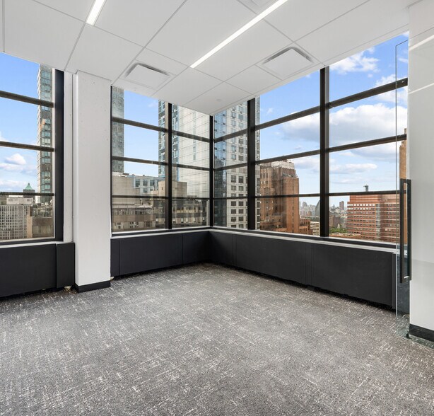 Primary Photo Of 1 Willoughby Sq, Brooklyn Office For Lease