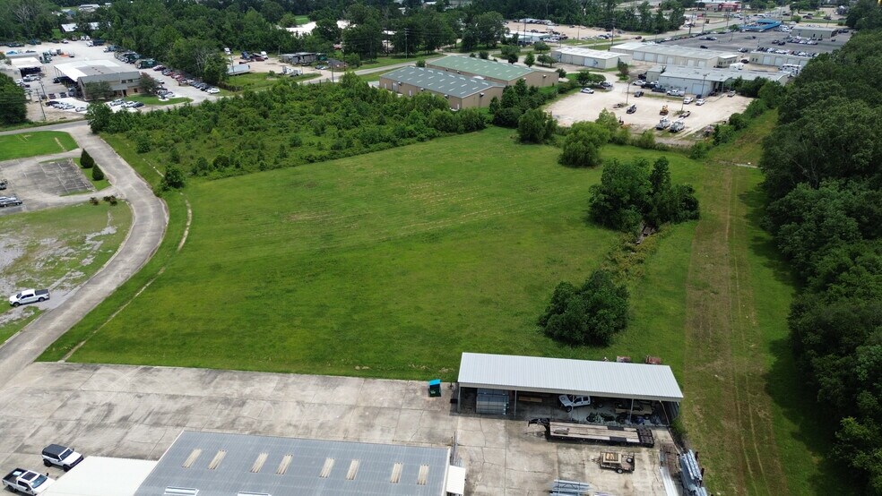 More Photos Of 13130 Chene Ave, Baton Rouge Land For Sale