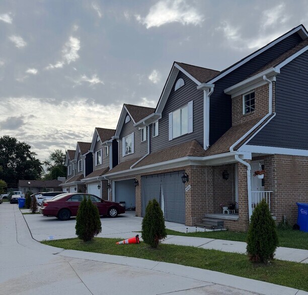 More Photos Of , Warren Multifamily For Sale
