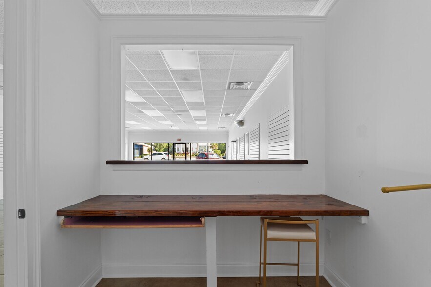 More Photos Of 208 Broad St, Wrens Storefront Retail Office For Sale