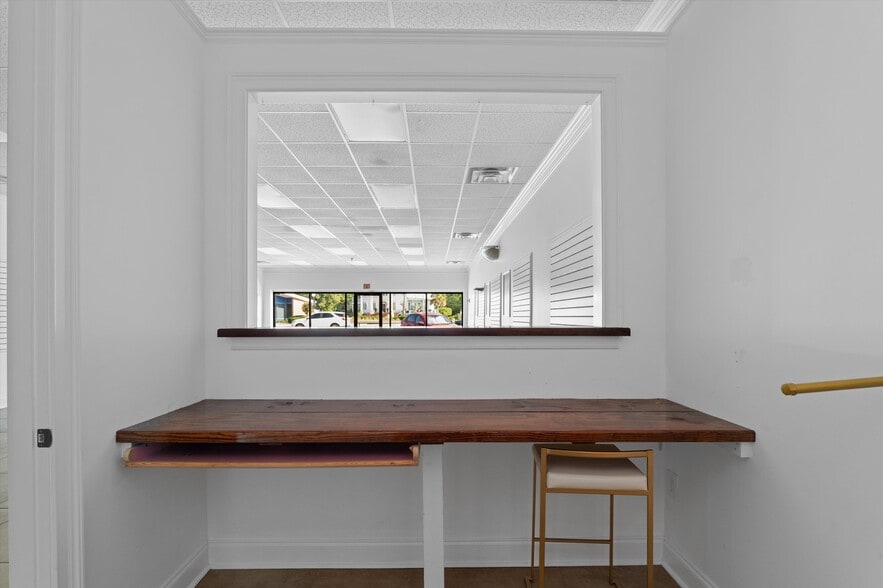 More Photos Of 208 Broad St, Wrens Storefront Retail Office For Lease