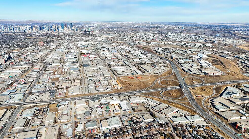 More Photos Of 7024 Farrell Rd SE, Calgary Warehouse For Sale
