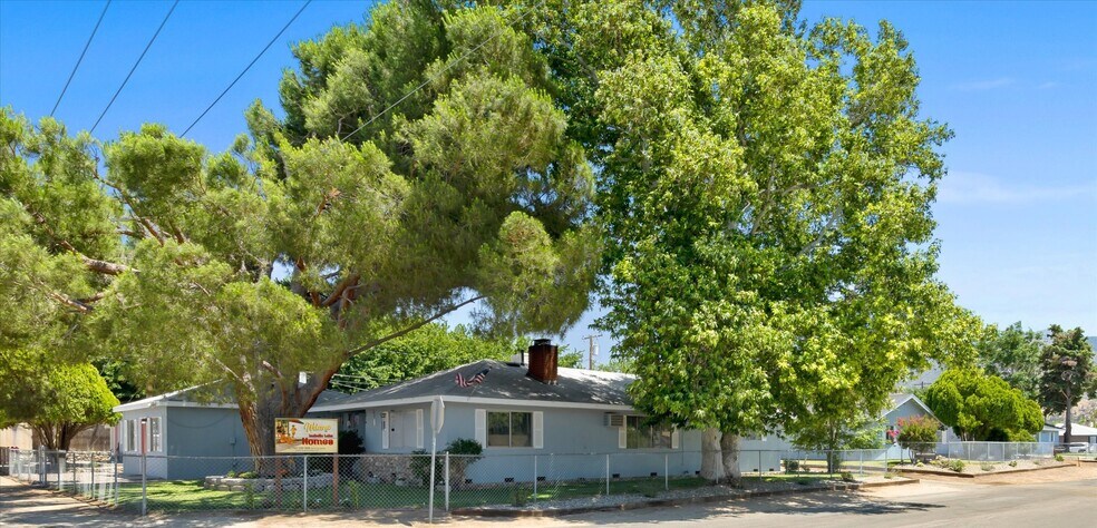 More Photos Of 2924 Claire St, Lake Isabella Apartments For Sale