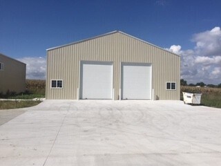 Primary Photo Of 1178 Capital Dr SW, Cedar Rapids Flex For Sale