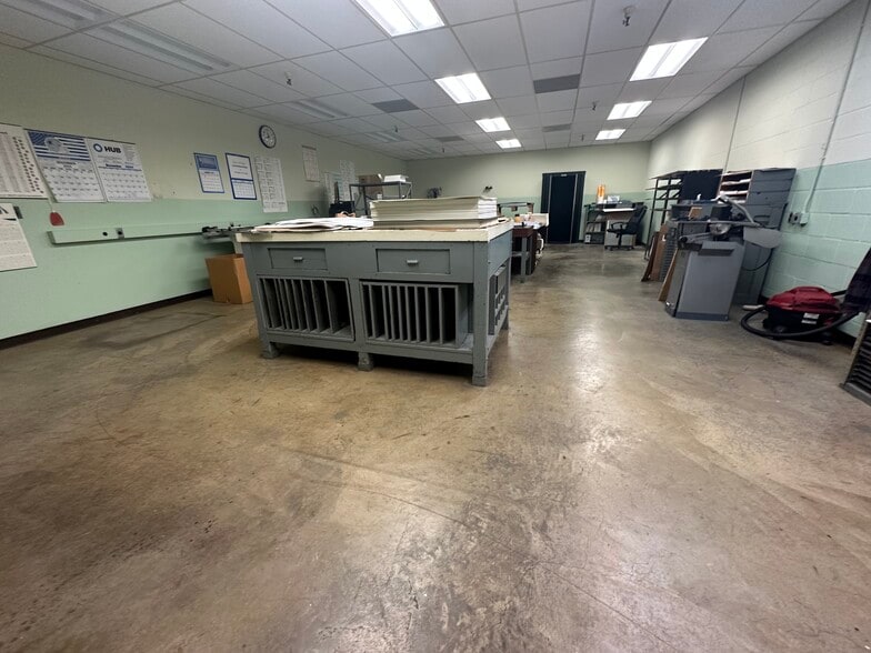 More Photos Of 240 Browns Ln, Coshocton Industrial For Sale