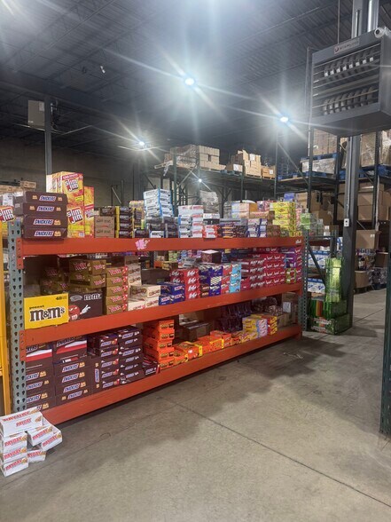More Photos Of 2520 W Lisbon Ave, Milwaukee Storefront For Sale