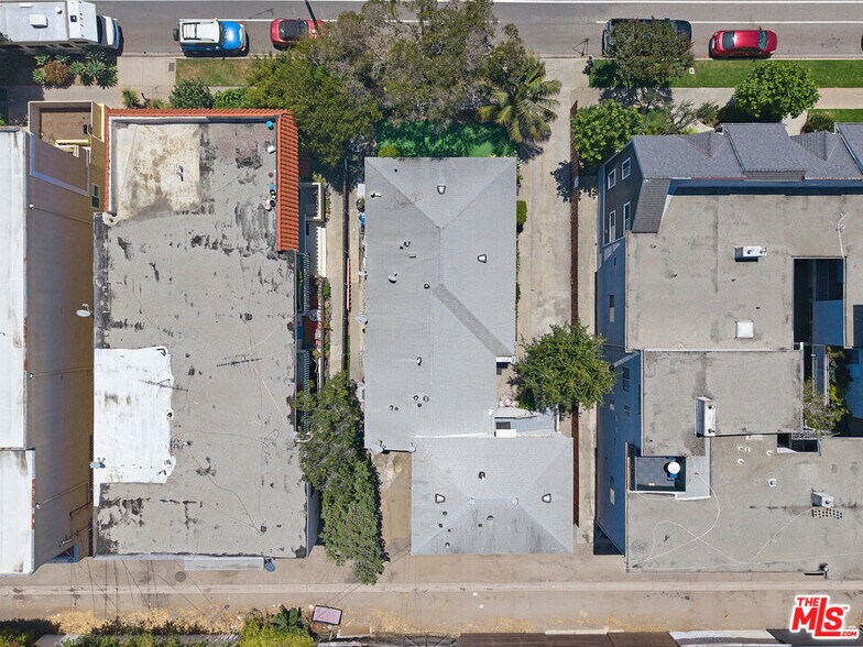 More Photos Of 12029 Washington Pl, Los Angeles Multifamily For Sale