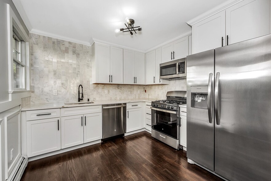 More Photos Of 200 Main St, Eastchester Apartments For Sale