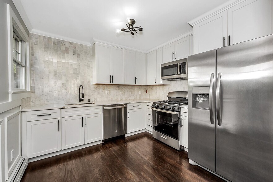 More Photos Of 200 Main St, Eastchester Apartments For Sale