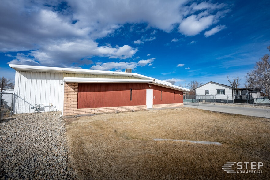 More Photos Of 425 15th St, Greeley Showroom For Sale