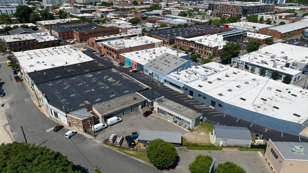 More Photos Of 1726 Altamont Ave, Richmond Warehouse For Lease