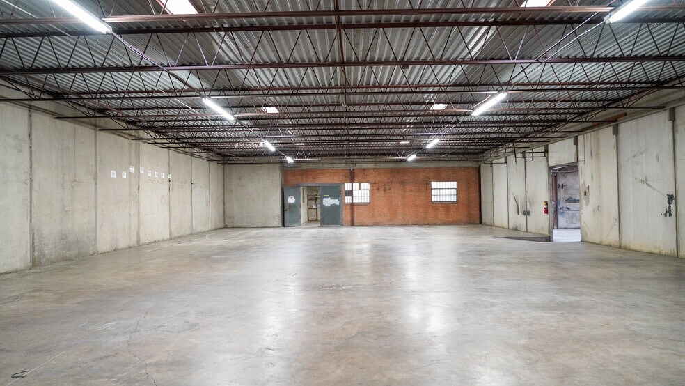 More Photos Of 400 Lipscomb St, Fort Worth Warehouse For Lease