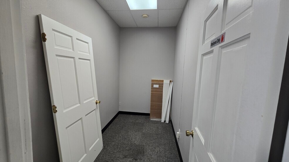 More Photos Of 5720 Gall Blvd, Zephyrhills Office For Lease