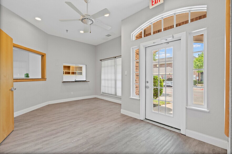 More Photos Of 6221 Colleyville Blvd, Colleyville Medical For Lease