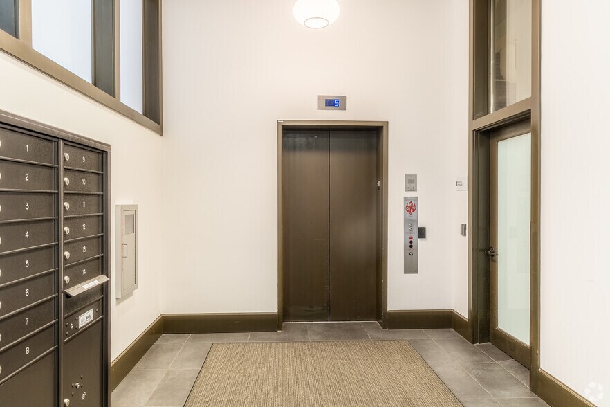 More Photos Of 529 SW 3rd Ave, Portland Loft Creative Space For Lease