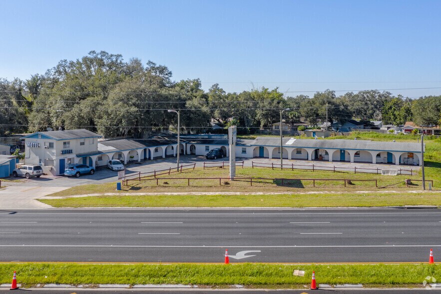 More Photos Of 2550 E Irlo Bronson Memorial Hwy, Kissimmee Hotel For Sale