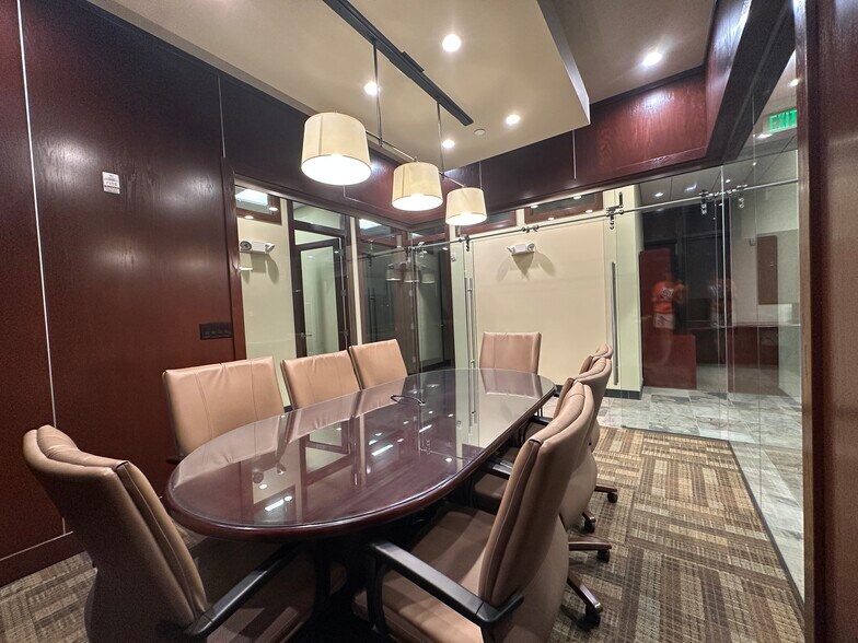 More Photos Of 10463 Park Meadows Dr, Littleton Medical For Sale