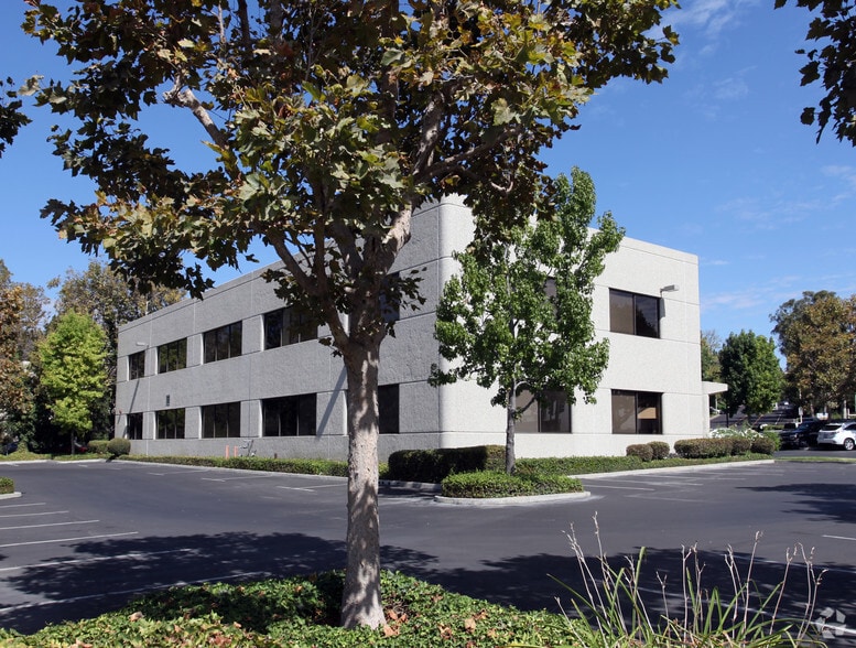 More Photos Of 31200 Via Colinas, Westlake Village Office For Lease
