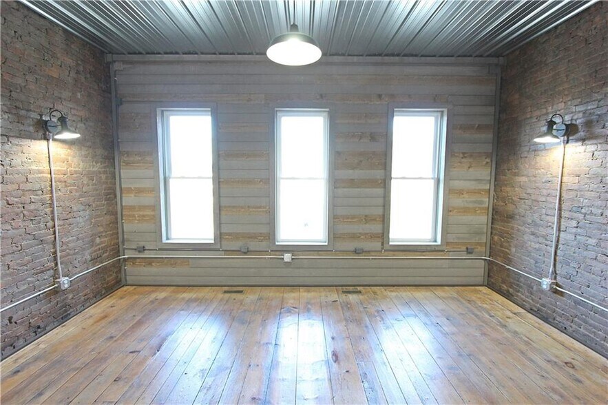 More Photos Of 51 State St, Rochester Storefront Retail Office For Lease