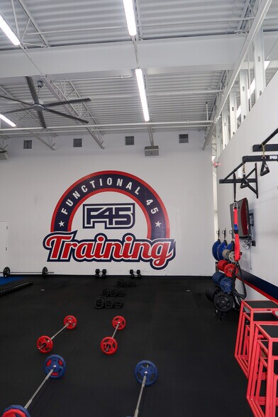 More Photos Of 5855 Preston Rd, Frisco Storefront For Sale