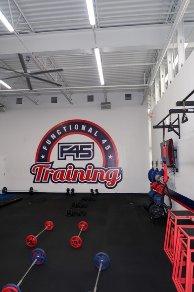 More Photos Of 5855 Preston Rd, Frisco Storefront For Sale