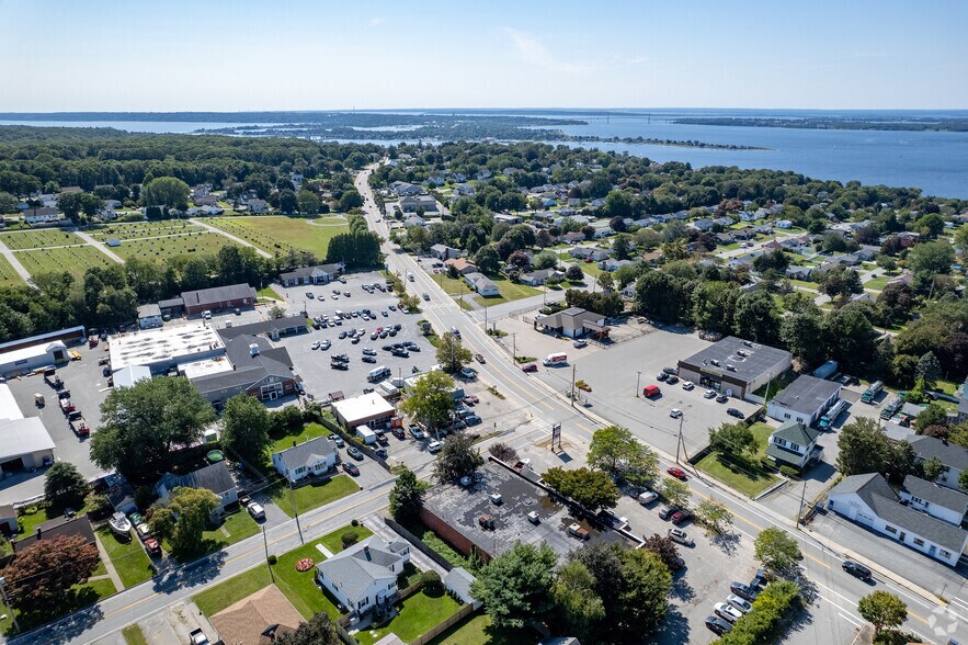 More Photos Of 546-550 Main Rd, Tiverton Medical For Lease