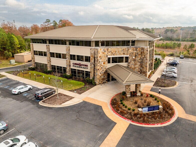 More Photos Of 16115 Saint Vincent Way, Little Rock Medical For Lease