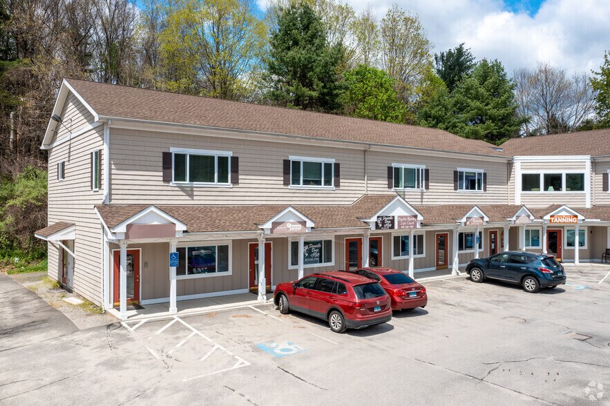 More Photos Of 250 Main St S, Southbury Storefront Retail Office For Lease