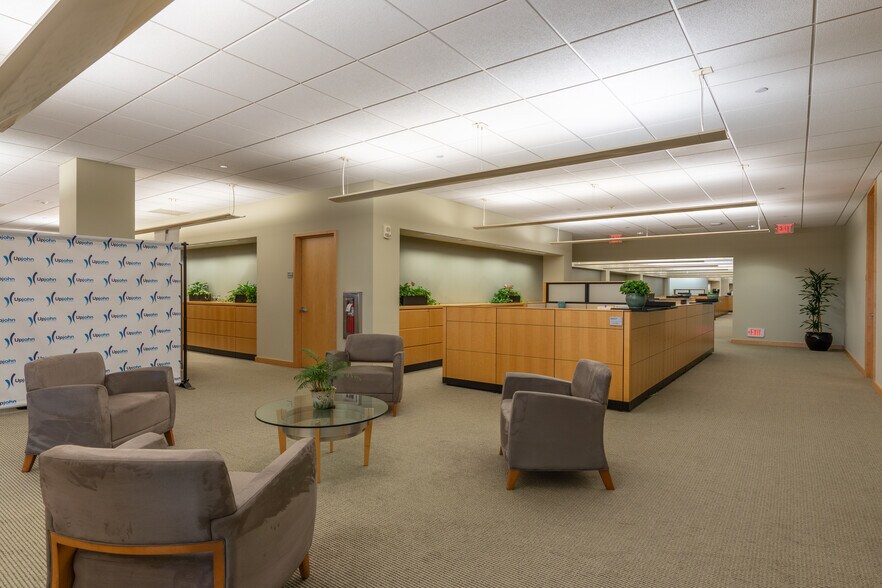 More Photos Of 500 Arcola Rd, Collegeville Office For Sale