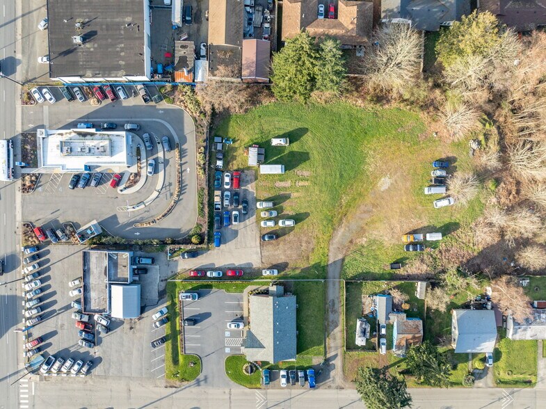 More Photos Of 3890 Wheaton Way, Bremerton Auto Dealership For Sale