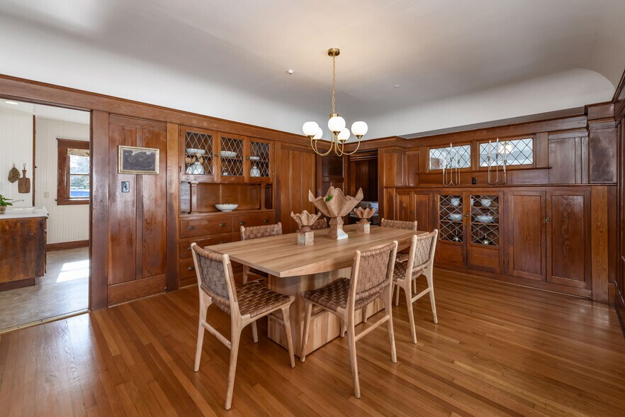 More Photos Of 8 Keller St, Petaluma Office Residential For Sale