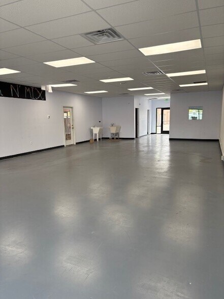 More Photos Of 1059 North Ave, Grand Junction Freestanding For Lease