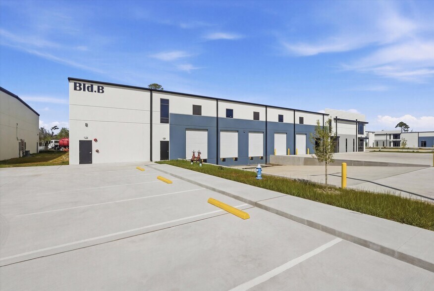 More Photos Of 7933 Ley Rd, Houston Unknown For Lease