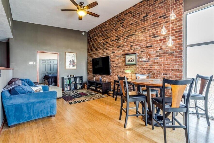 More Photos Of 116 E Pine Ave, El Dorado Apartments For Sale