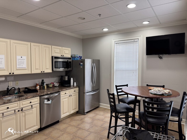 More Photos Of 4651 Olde Towne Pky, Marietta Office Residential For Sale