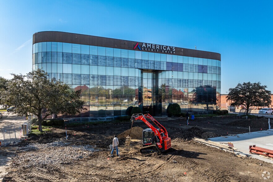 More Photos Of 3200 W Pleasant Run Rd, Lancaster Unknown For Lease