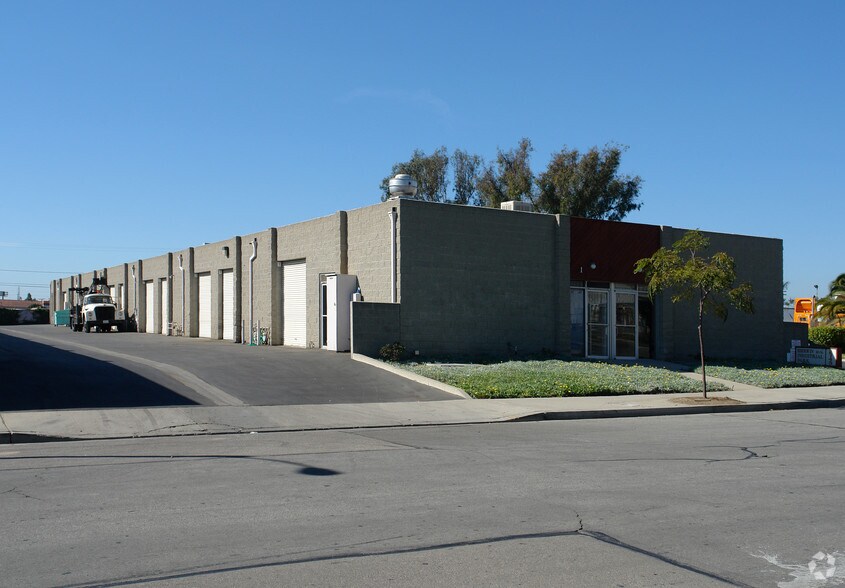 More Photos Of 2745 Sherwin Ave, Ventura Manufacturing For Sale