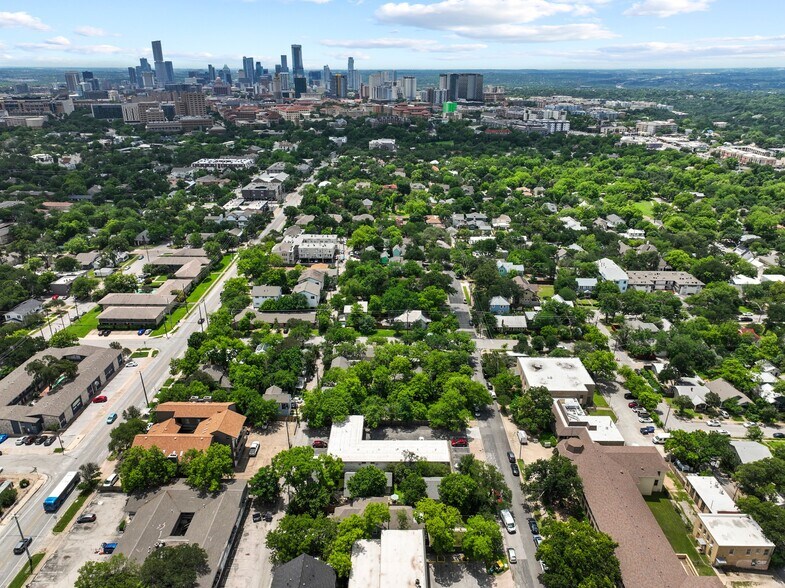 More Photos Of 3707 Cedar St, Austin Apartments For Sale