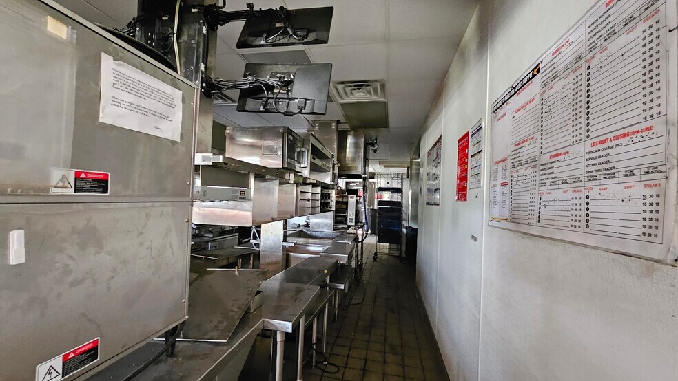 More Photos Of 110 Hector Connoly Rd, Carencro Fast Food For Sale