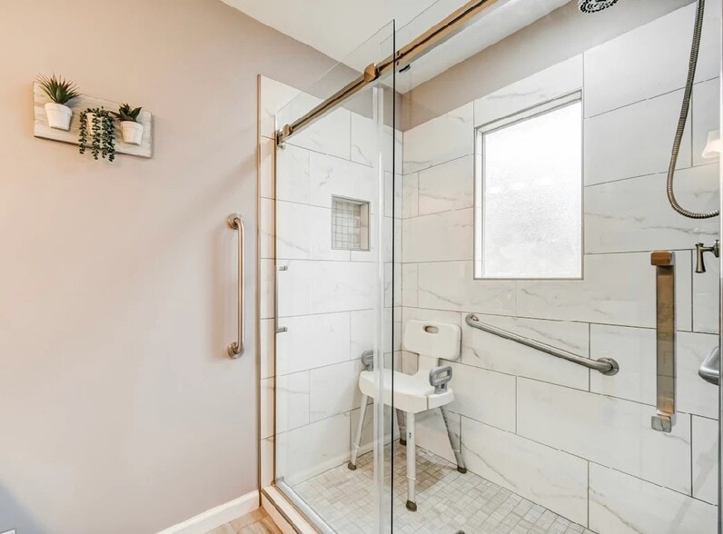 More Photos Of 1058 Tullis Rd, Lawrenceville Healthcare For Sale