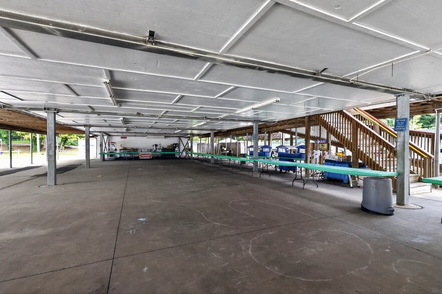 More Photos Of 13 Beaver St, Hulmeville Swimming Pool For Sale